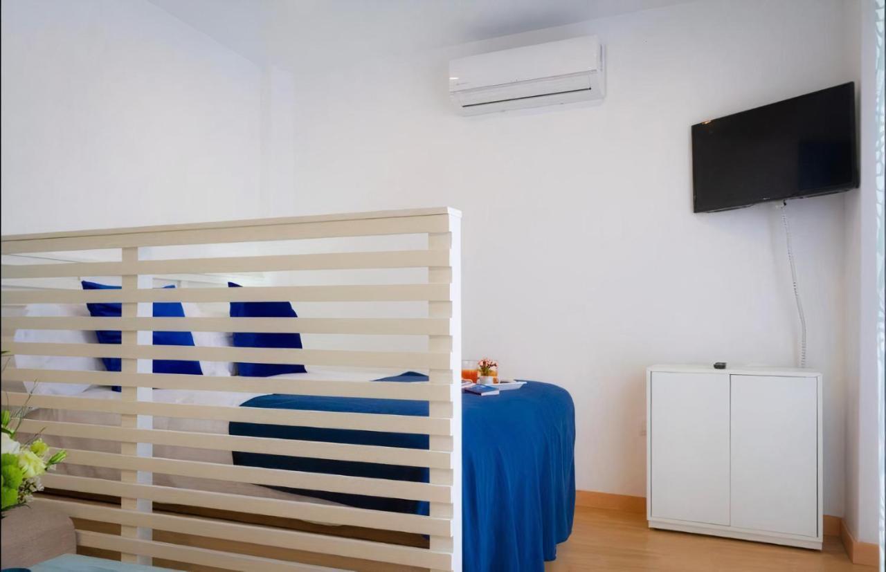 Estudio Junto A Plaza Merced Малага Екстериор снимка