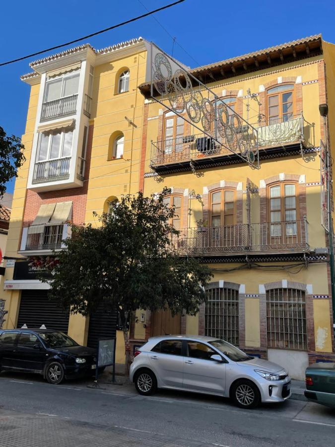 Estudio Junto A Plaza Merced Малага Екстериор снимка